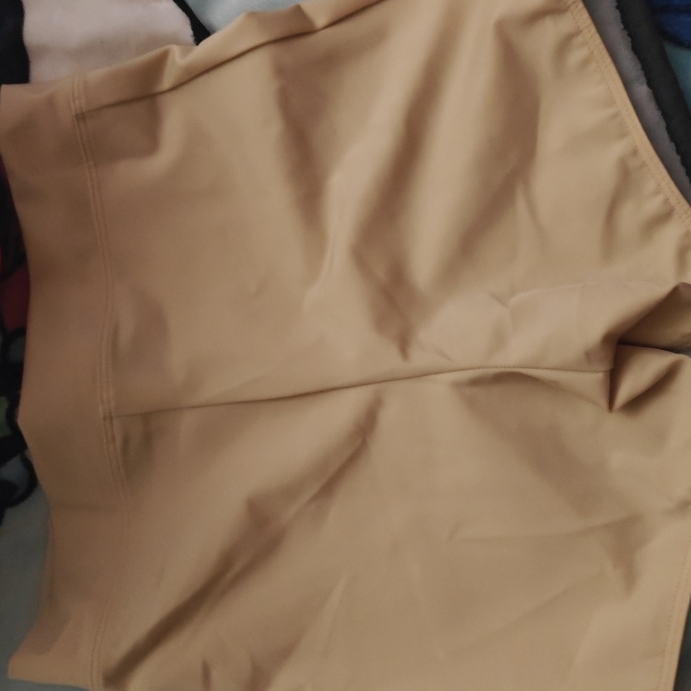 Instant Figure Hi Waist Compression Boy Short - Picture 5 of 5